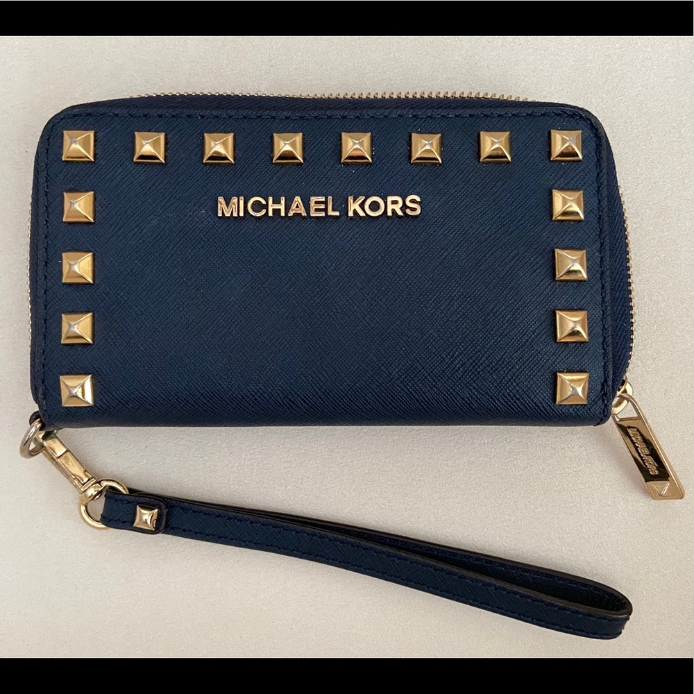 Michael Kors Selma  wristlet / clutch